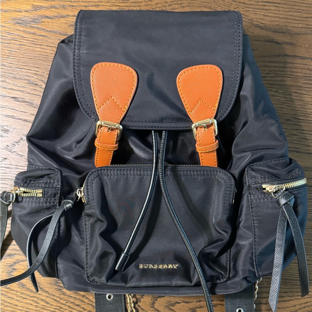 Bb rucksac in black and tan